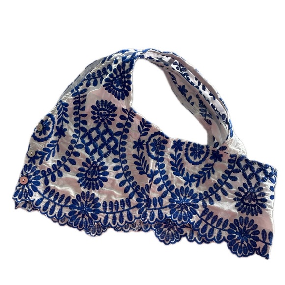 SHEIN Blue And WhiteEmbroidered Sleeveless Crop Top Small - Picture 4 of 12